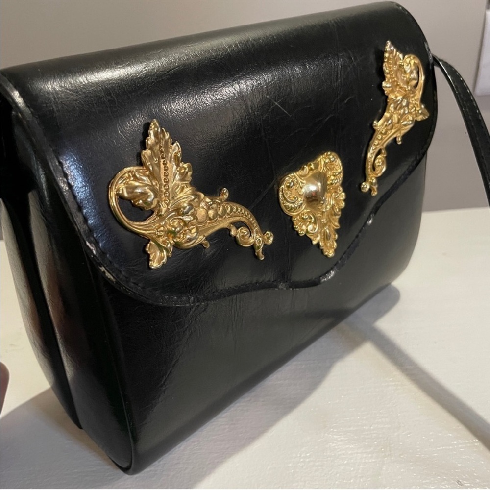 Vintage Black Leather Shoulder Bag Gold Baroque Hardware Statement Purse - Picture 2 of 14